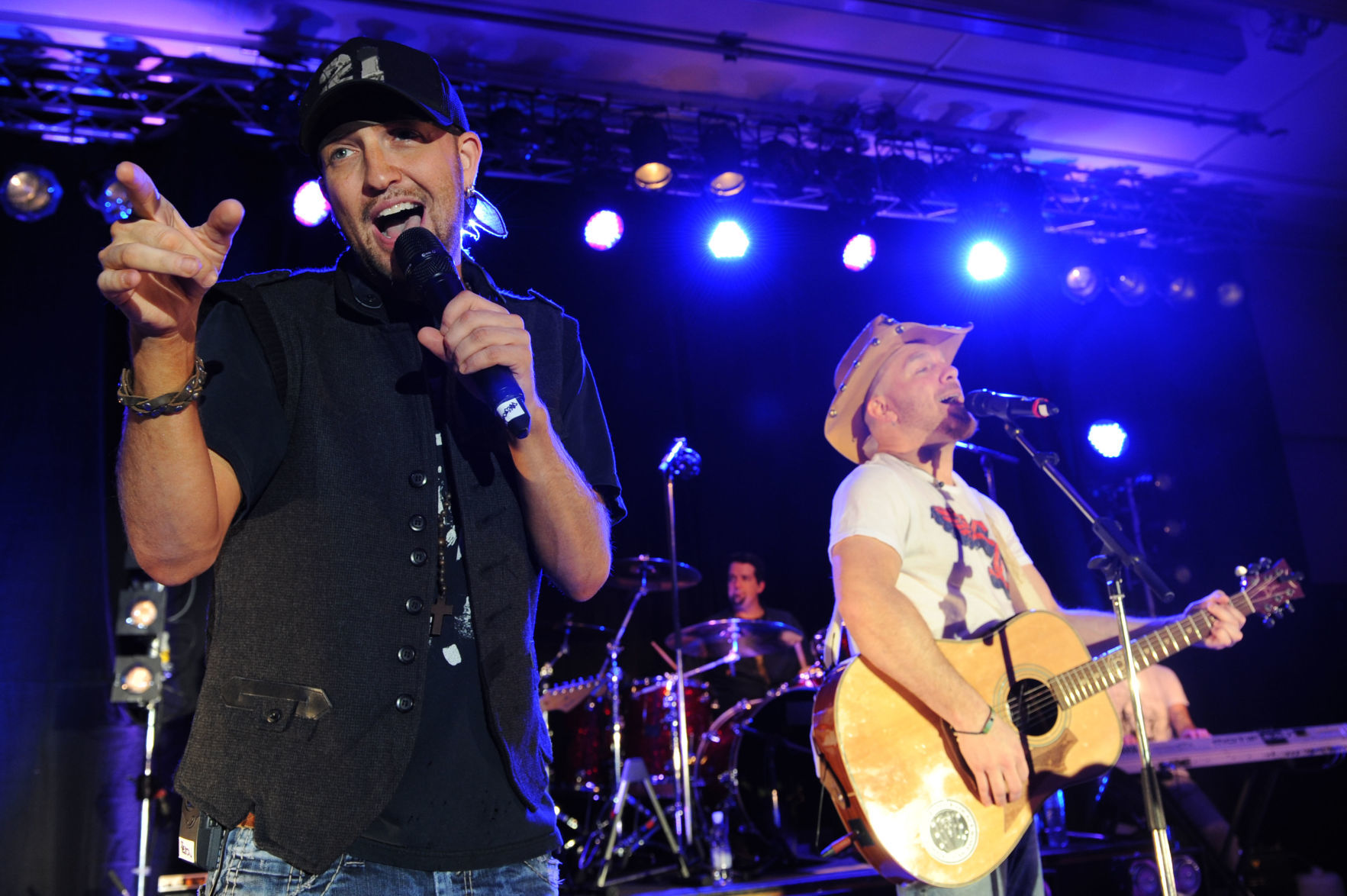 Clint Black and LOCASH - Helena - July 24